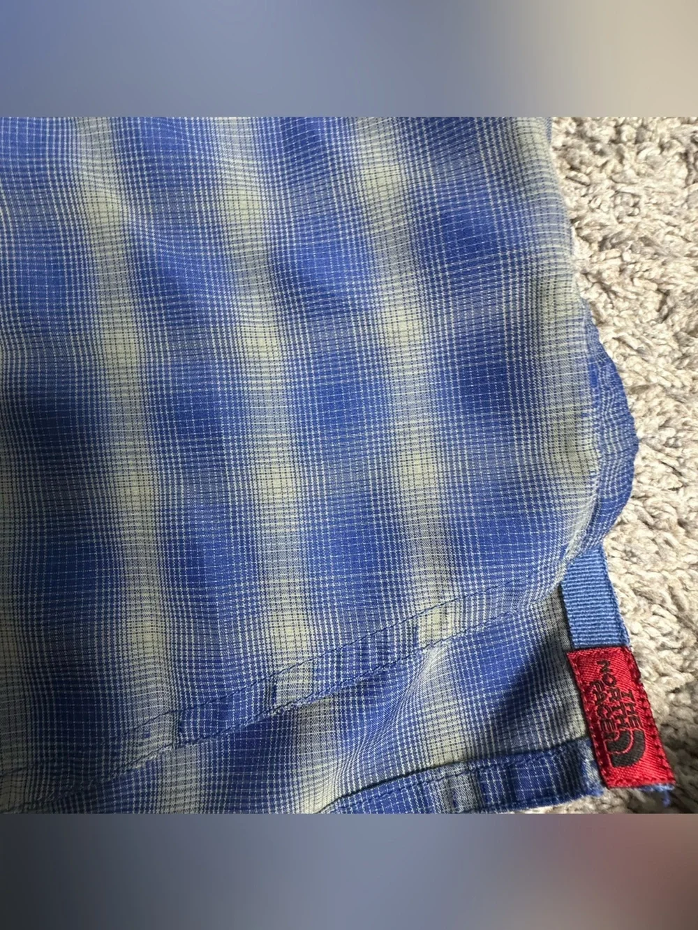 The North Face Blue Plaid Long Sleeve Button Up Shirt medium Zip Pocket hiking
